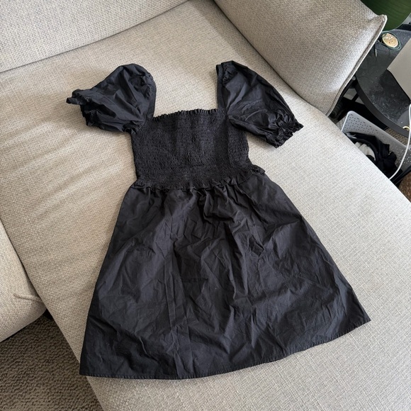 French Connection Dresses & Skirts - French Connection Black Smocked Puff-Sleeve Dress- 100% Cotton